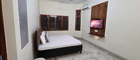 Hotel Punjabi Haandi