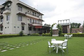 New Royal Orbit Hotel & Restro Udaipur