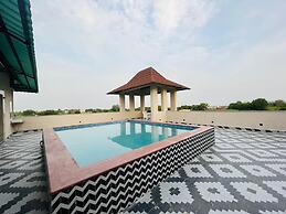 New Royal Orbit Hotel & Restro Udaipur