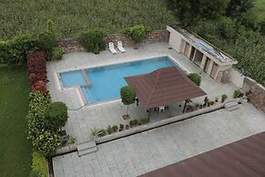 New Royal Orbit Hotel & Restro Udaipur