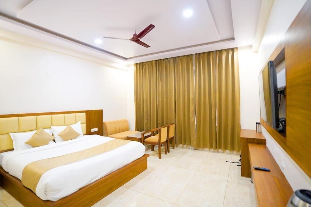 HOTEL AMANSARA