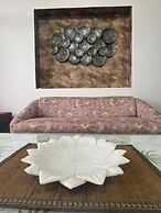 Serene Lakeside Homestay