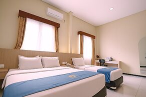 Tripletree Ciptaningati Culture Hotel