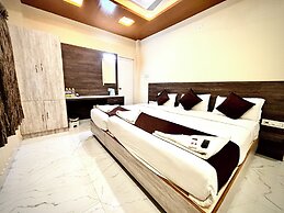 Udhayam inn