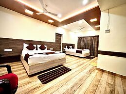 Udhayam inn