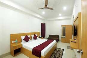 Hotel Dwarkadhish Plaza