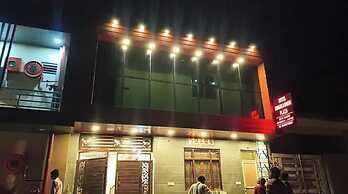Hotel Dwarkadhish Plaza