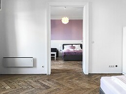 Beautiful 2BR Near AKH Ideal For Groups