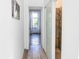 Beautiful 2BR Near AKH Ideal For Groups