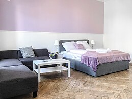 Beautiful 2BR Near AKH Ideal For Groups
