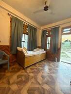SolHaus hostel