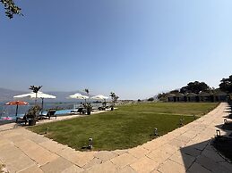 Blu Water Resort