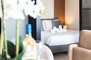 Mercury Suites
