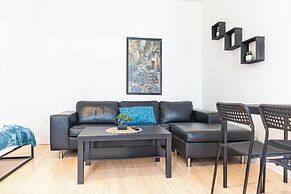 Charming 1BR Getaway Central Meidling