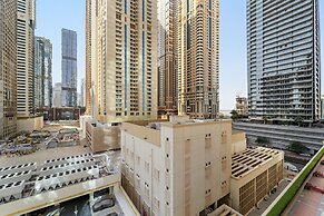 Marina Arcade - 702 2BD