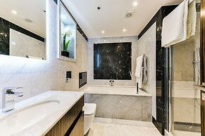 Mayfair Boutique