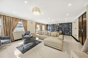 Mayfair Boutique