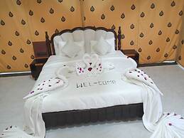 Hotel Anan Palace