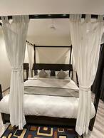 Hotel Anan Palace