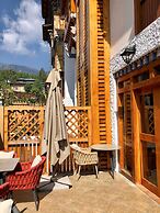 Overland Hotel
