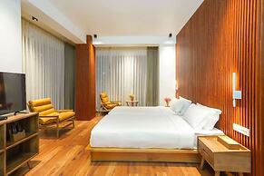 Overland Hotel