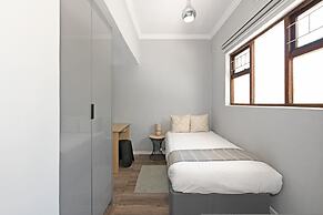 Modern Two Bed Central Green Point Stadium
