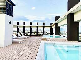 Luxury Santo Domingo Tower Condo
