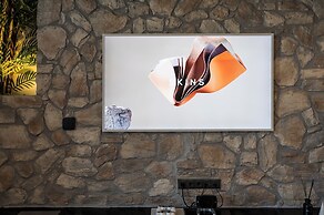 Skins Concept Boutique Apartment