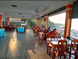Houayxai Riverside Phonevichith Hotel