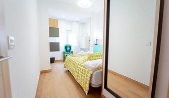 Guesthome Lemon & Green