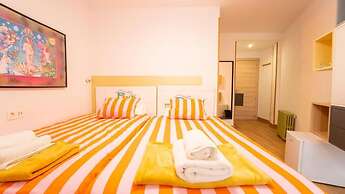 Guesthome Lemon & Green