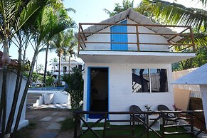 Beachouse Beachfront Cottages and Suites