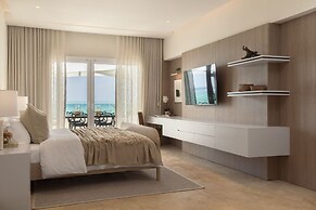 Cozy Beach Front Studio
