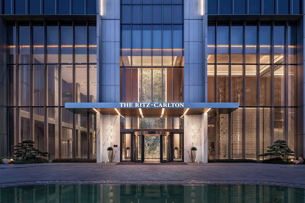 The Ritz-Carlton, Wuhan