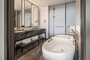 The Ritz-Carlton, Wuhan