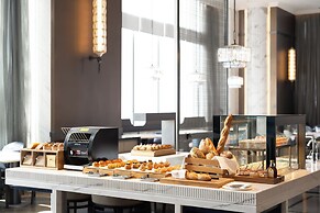 The Ritz-Carlton, Wuhan