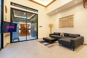 Tropical Villa Raya
