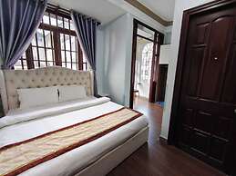 The Cloud Hotel