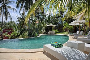 Kelingking Mesari Villa & Spa