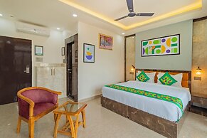 Treebo Arya Palace With Swimming Pool
