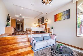 Bell Seaside Luxury Villa