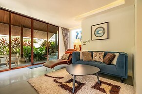 Bell Seaside Luxury Villa