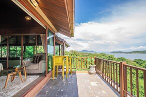 Bell Seaside Luxury Villa
