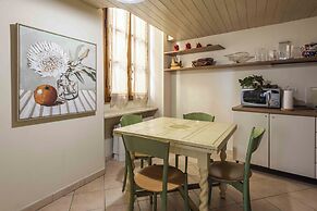 Casa Maggio by MMega