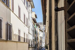 Casa Maggio by MMega