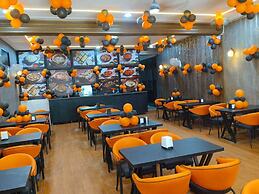 The Goura Palace Hotel And Restaurant
