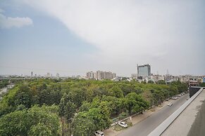 Treebo Premium Indus Crown