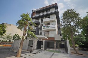Treebo Premium Indus Crown