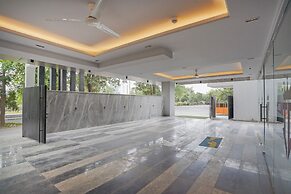 Treebo Premium Indus Crown