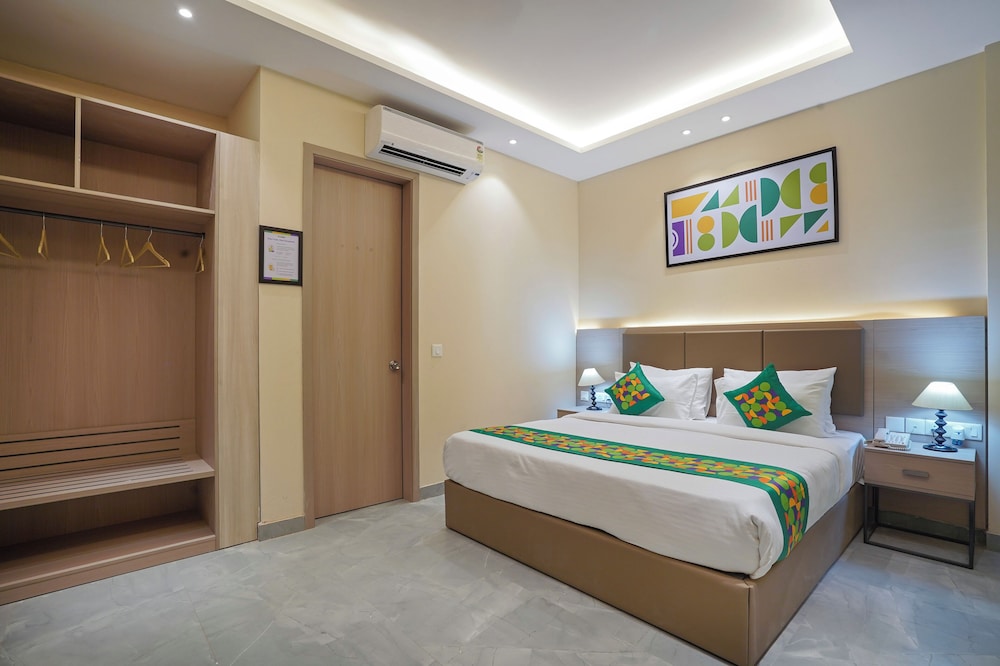 Treebo Premium Indus Crown